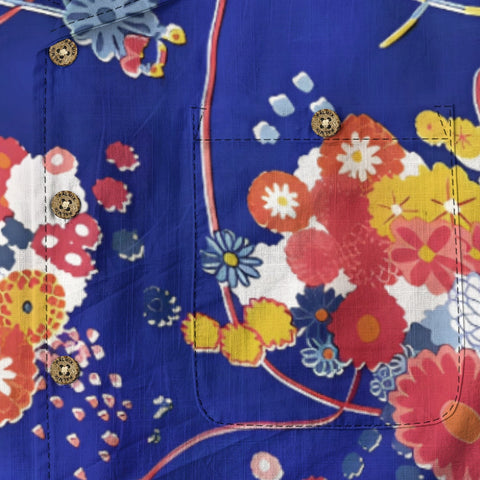 Salute to the classic - blue flowers reappear