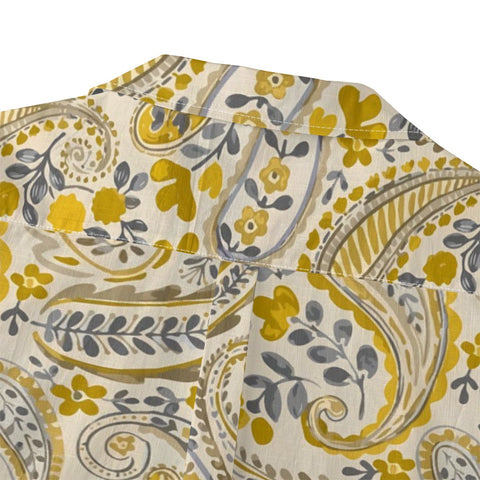 Retro yellow paisley pattern